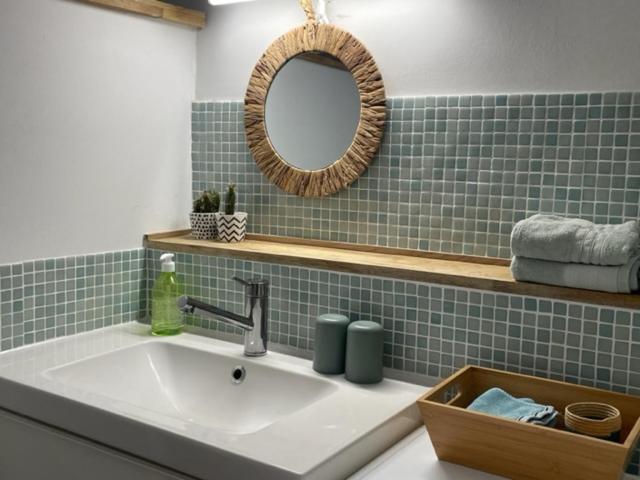 Un Oasis Au Coeur De La Vieille Ville, Classe 4 Etoiles Montpellier Eksteriør billede